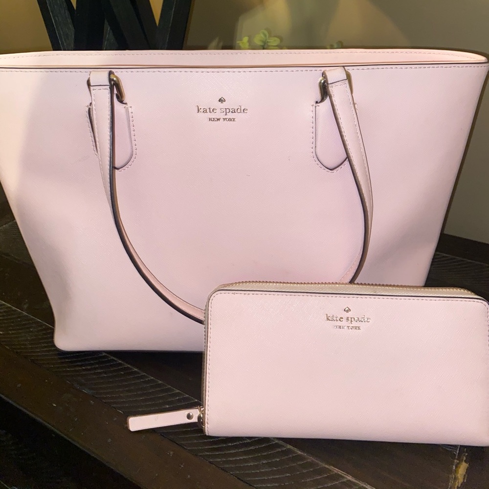 Authentic Kate Spade Purse with matching Wallet